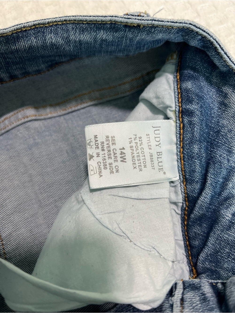 Judy Blue Women’s High Waist Vintage Wash Boyfriend Jeans Size 14W - Picture 5 of 5
